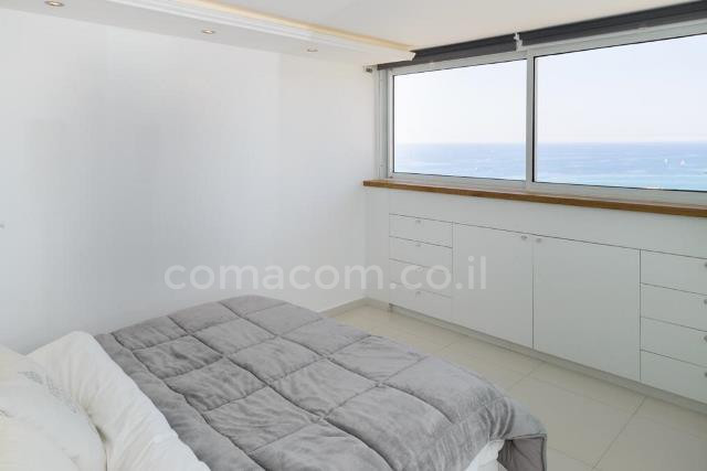 Duplex-Cobertura 4 cômodos  Herzliya Herzliya Pitouah 342-IBL-6388