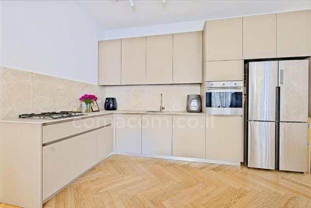 Apartamento 3 cômodos  Tel Aviv Rothshild 342-IBL-6395