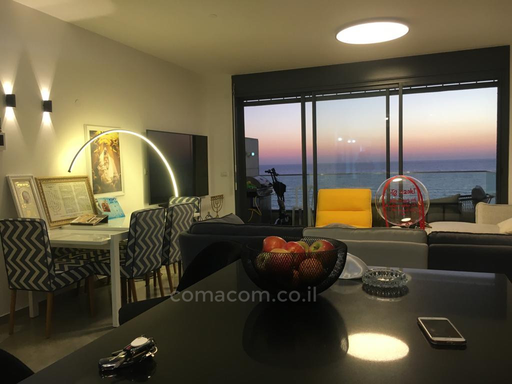 Apartamento 4 cômodos  Bat yam Bat yam 342-IBL-6422