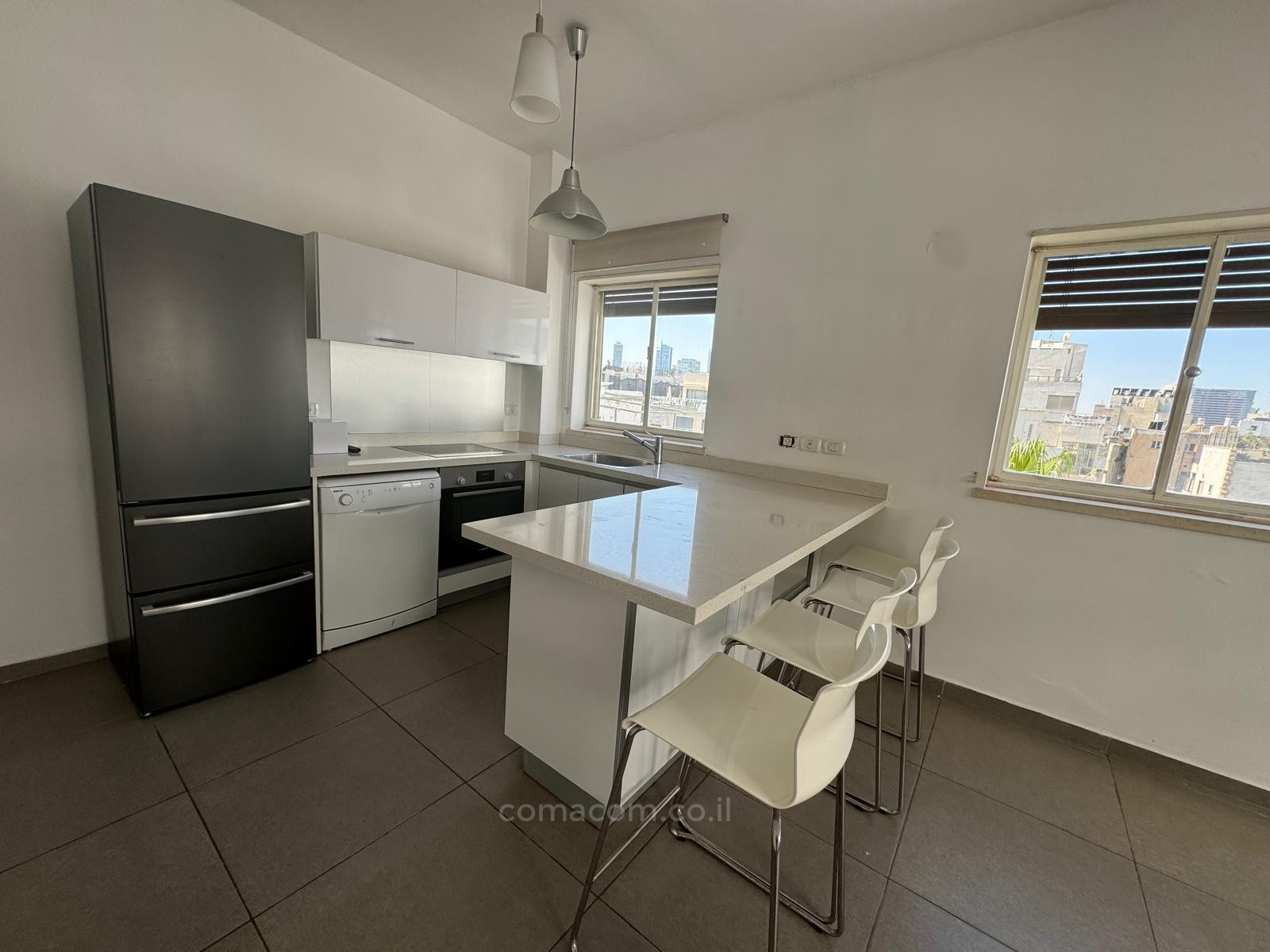 Apartamento 2 cômodos  Tel Aviv Ben-Yehuda 342-IBL-6442