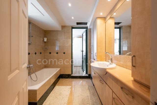 Apartamento 3 cômodos  Tel Aviv Primeira linha de mar 342-IBL-6443