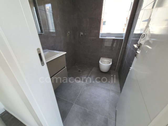 Apartamento 4 cômodos  Tel Aviv Florentine 342-IBL-6447