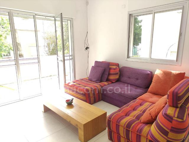 Apartamento 3 cômodos  Tel Aviv Centro da cidade 342-IBL-6451