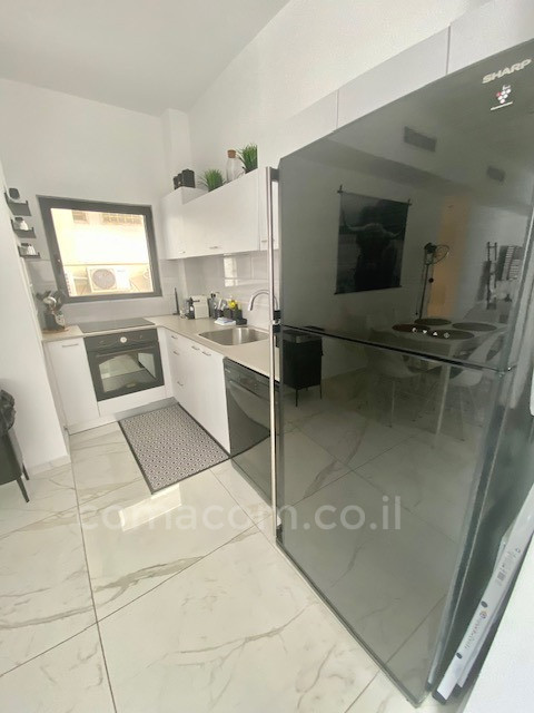 Apartamento 3 cômodos  Tel Aviv Lev Tel-Aviv 342-IBL-6469