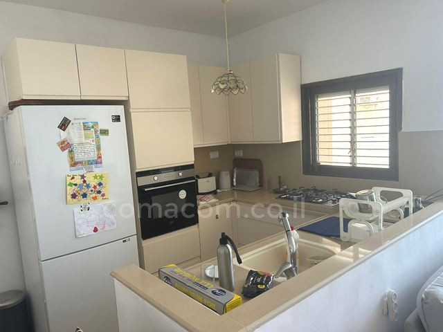 Apartamento 4 cômodos  Bat yam Bat yam 342-IBL-6487