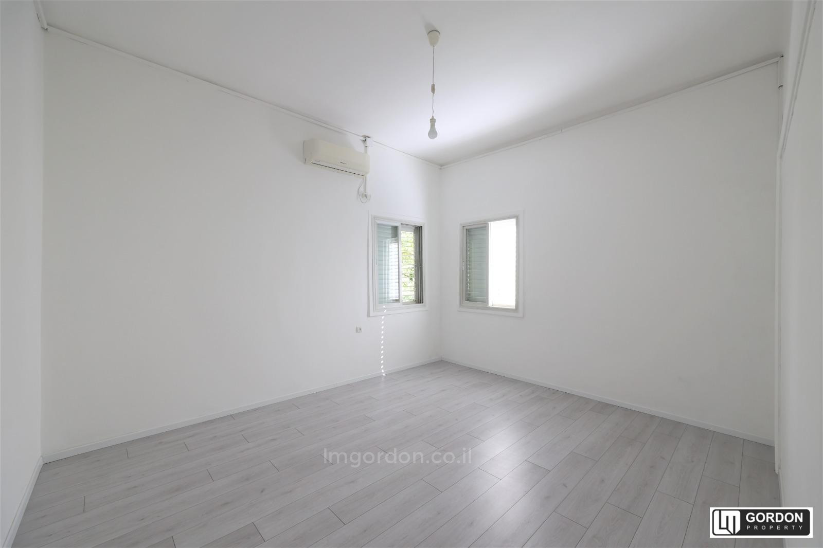 Apartamento 3 cômodos  Tel Aviv Ben-Yehuda 357-IBL-1489