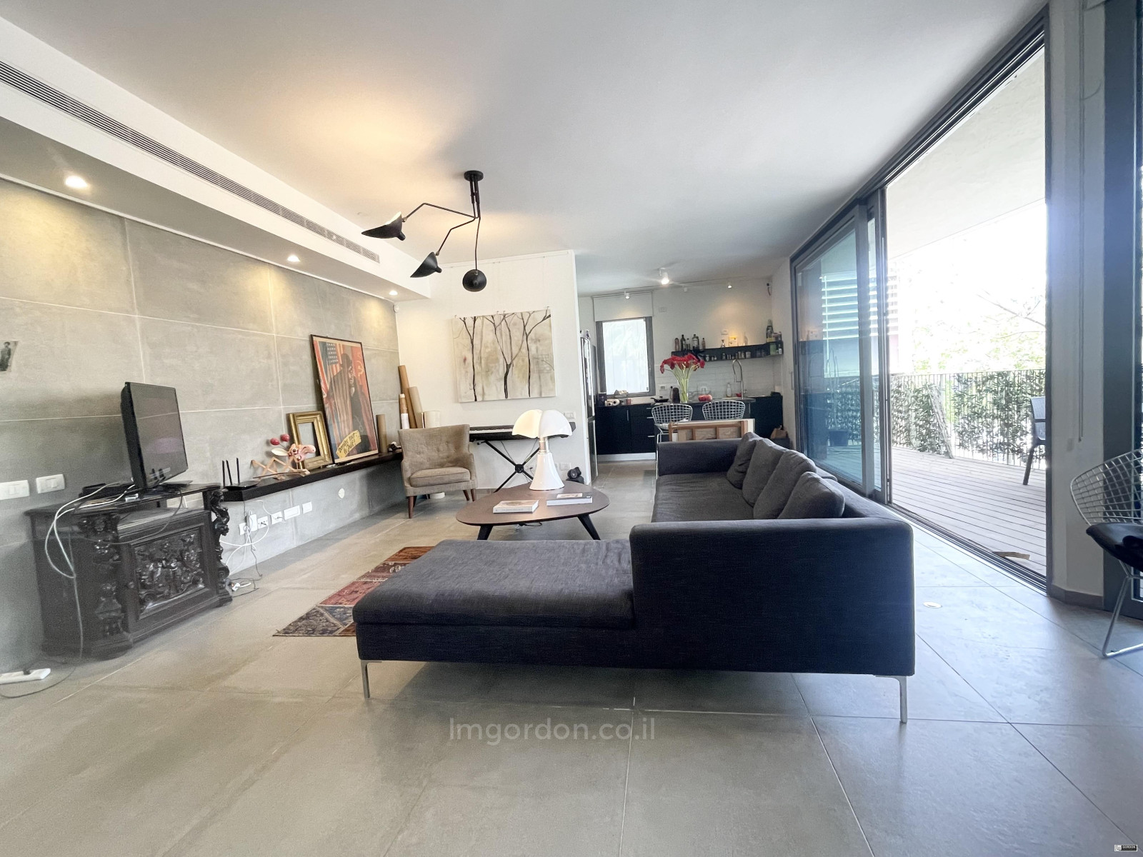 Apartamento 3 cômodos  Tel Aviv Rothshild 357-IBL-1494