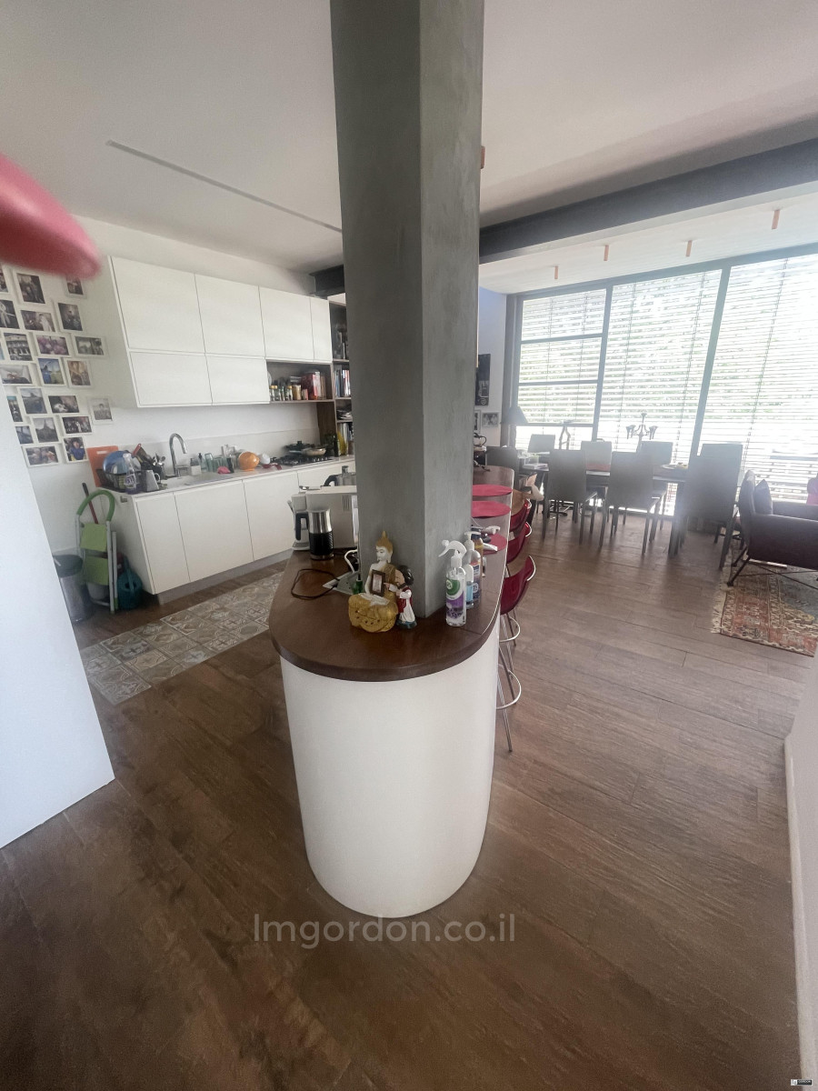 Apartamento 3 cômodos  Tel Aviv Primeira linha de mar 357-IBL-1517