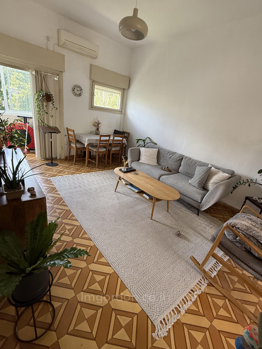 Apartamento 3 cômodos Tel Aviv Região marítima 357-IBL-1557