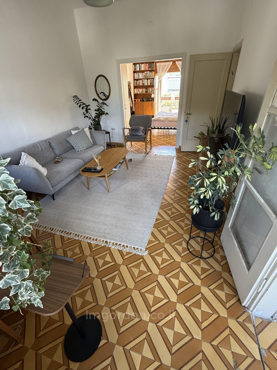 Apartamento 3 cômodos Tel Aviv Região marítima 357-IBL-1557