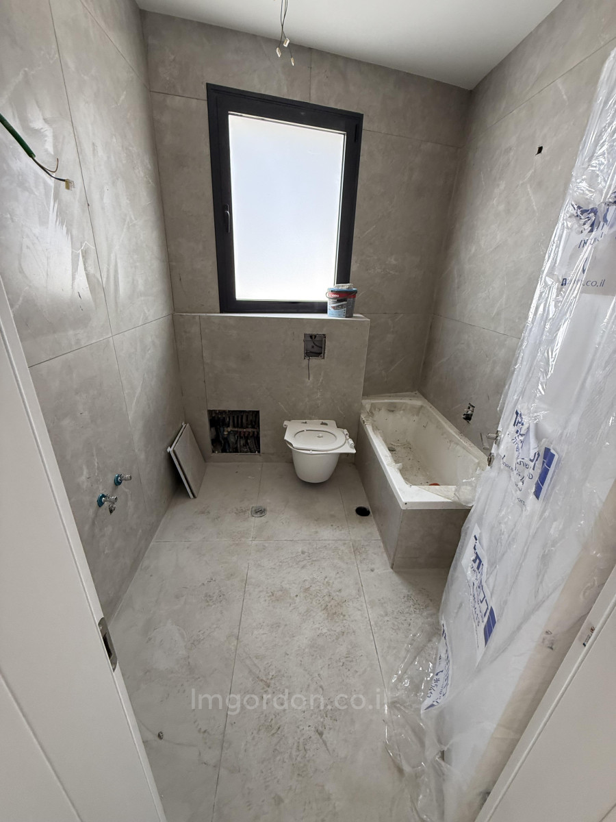 Cobertura 5 cômodos Tel Aviv Região marítima 357-IBL-1562