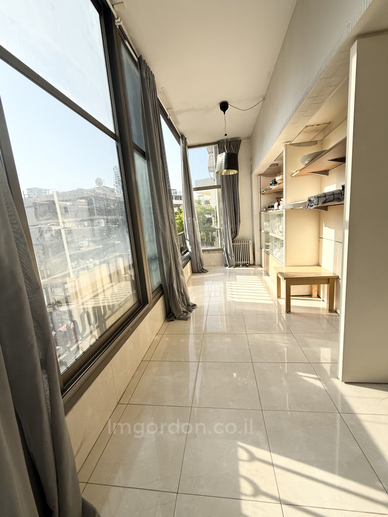 Apartamento 4 cômodos Tel Aviv Região marítima 357-IBL-1573