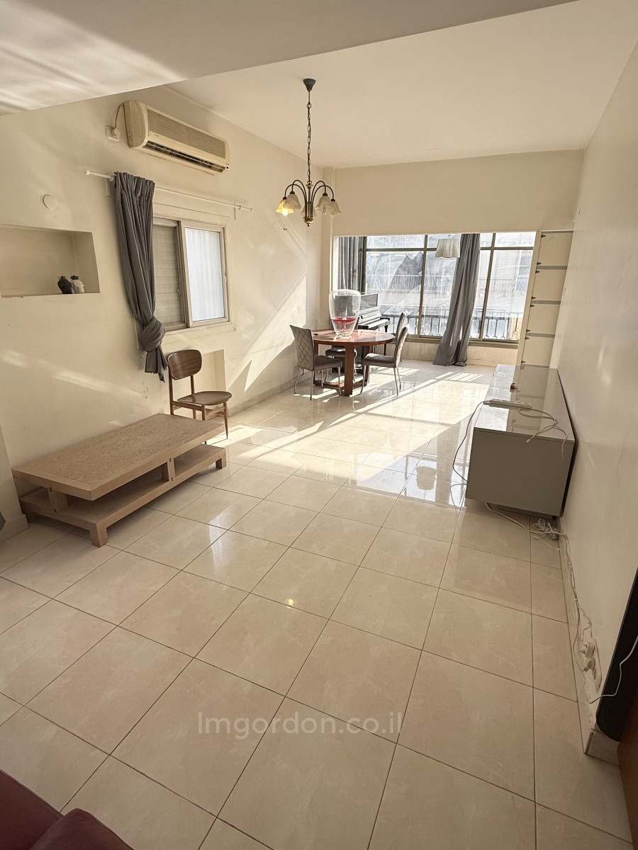 Apartamento 4 cômodos Tel Aviv Região marítima 357-IBL-1573