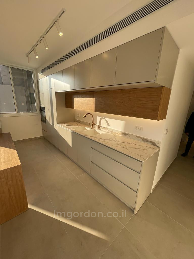 Apartamento 3 cômodos Tel Aviv Região marítima 357-IBL-1575