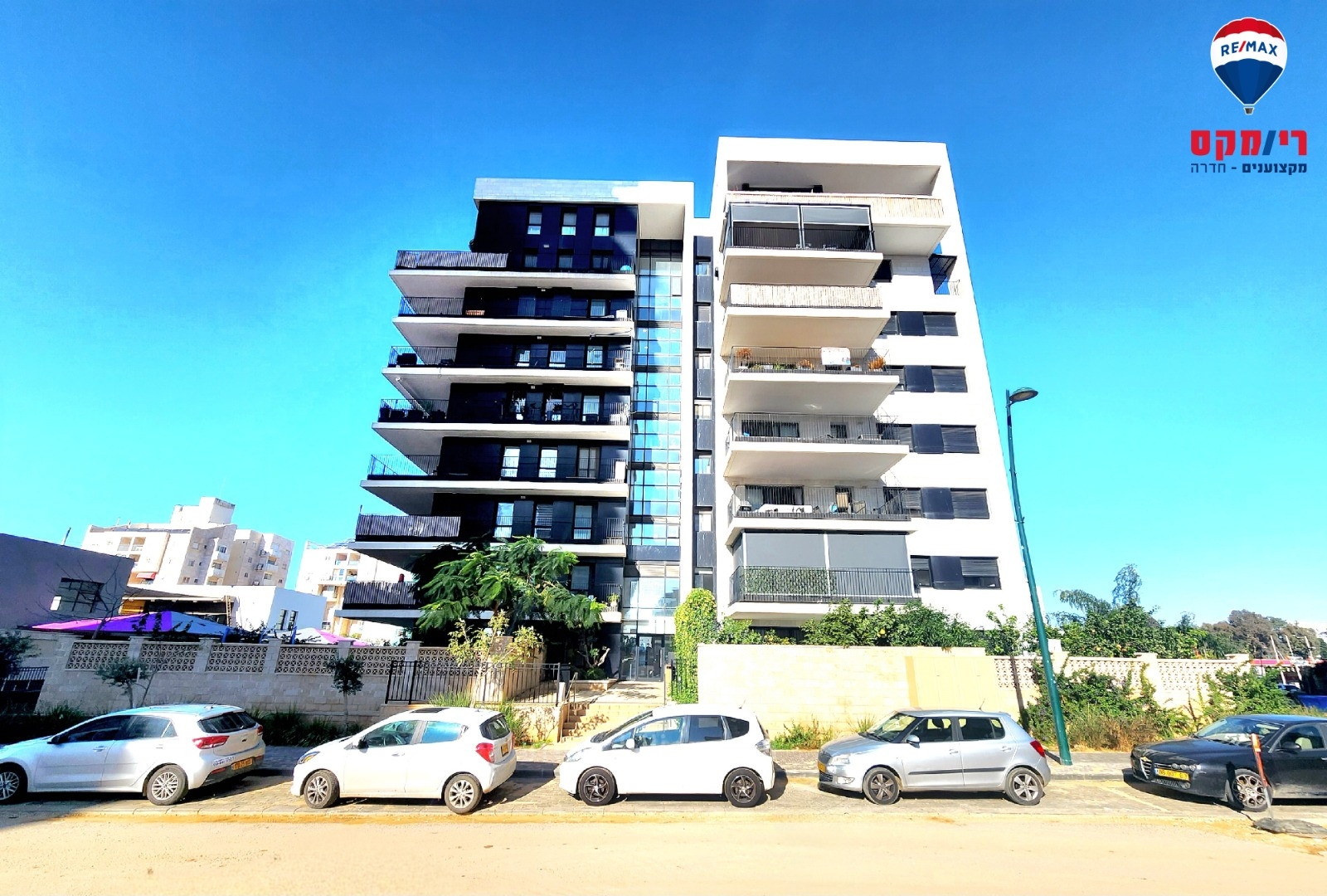 Apartamento 4 cômodos  Hadera Bairro do Parque 379-IBL-299