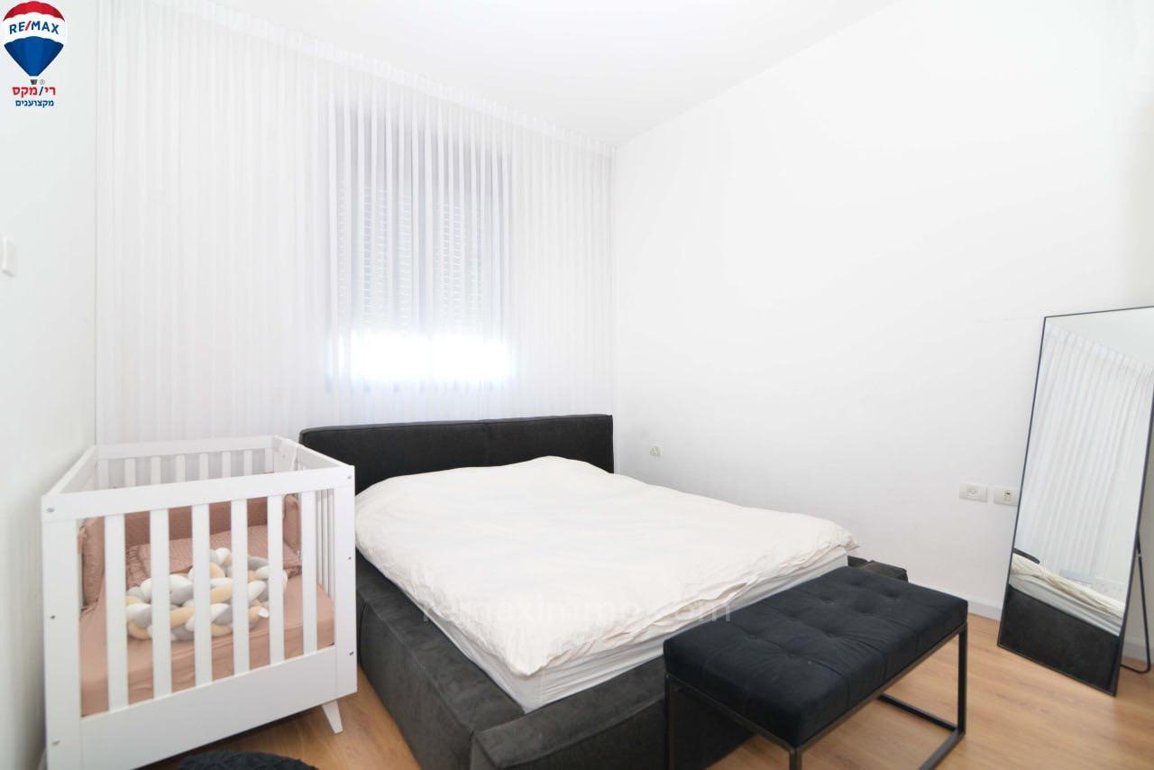 Cobertura 5 cômodos Hadera Bairro Ha-Otsar 379-IBL-408