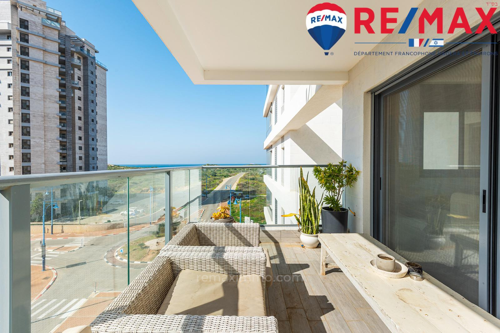 Apartamento 4 cômodos Hadera Ein a Yam 379-IBL-410