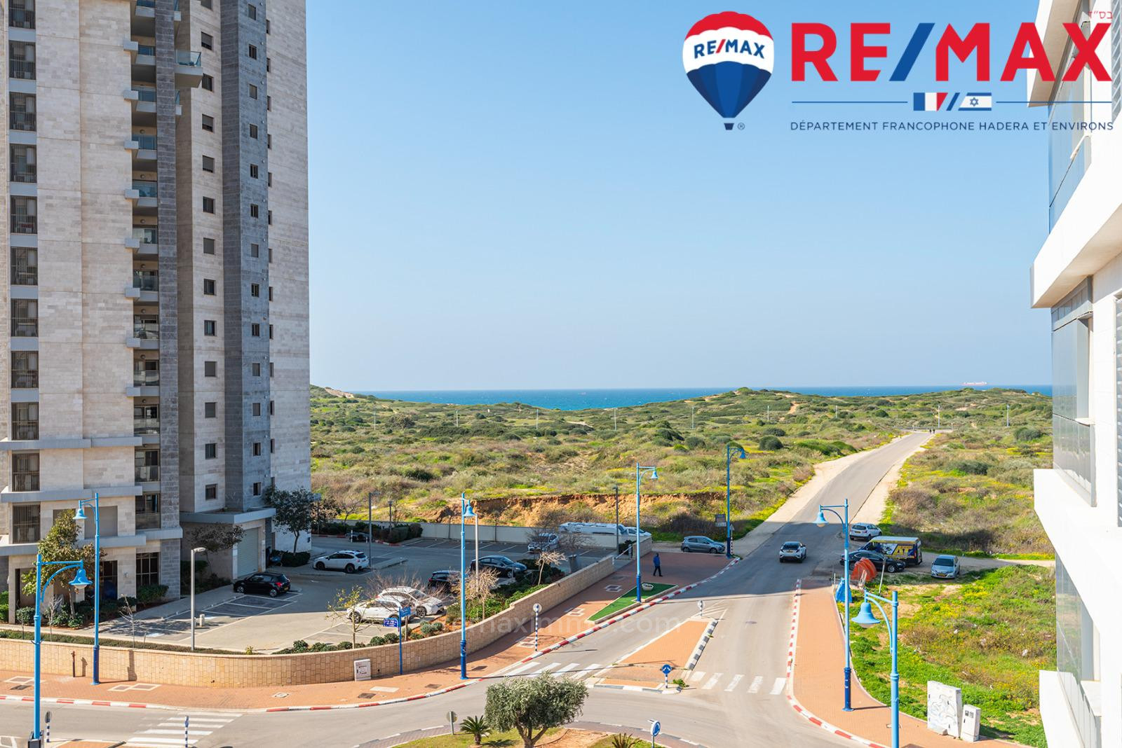 Apartamento 4 cômodos Hadera Ein a Yam 379-IBL-410