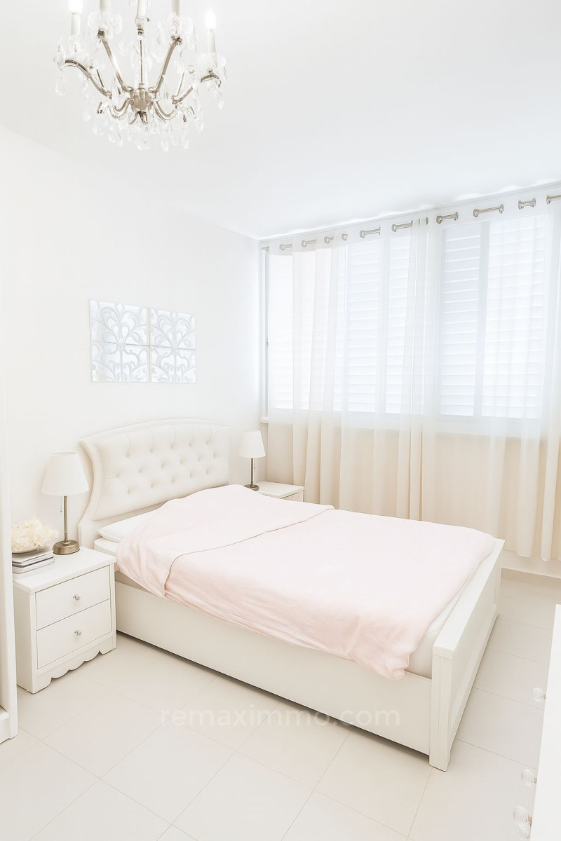 Apartamento 4 cômodos Hadera Centro da cidade 379-IBL-419