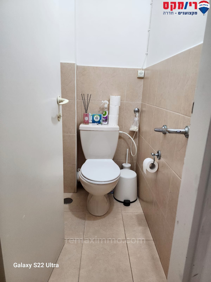 Apartamento 3 cômodos Hadera Centro da cidade 379-IBL-435