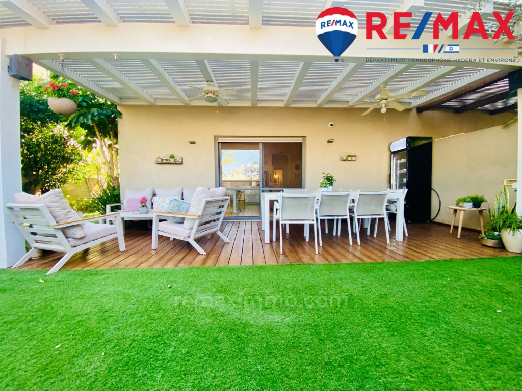 Casa de campo ALT_agences_cdc Hadera