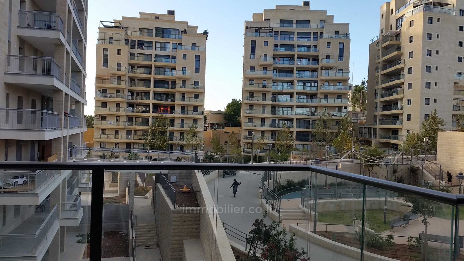 Apartamento 5 cômodos  Jerusalém Beit Vagan 427-IBL-583