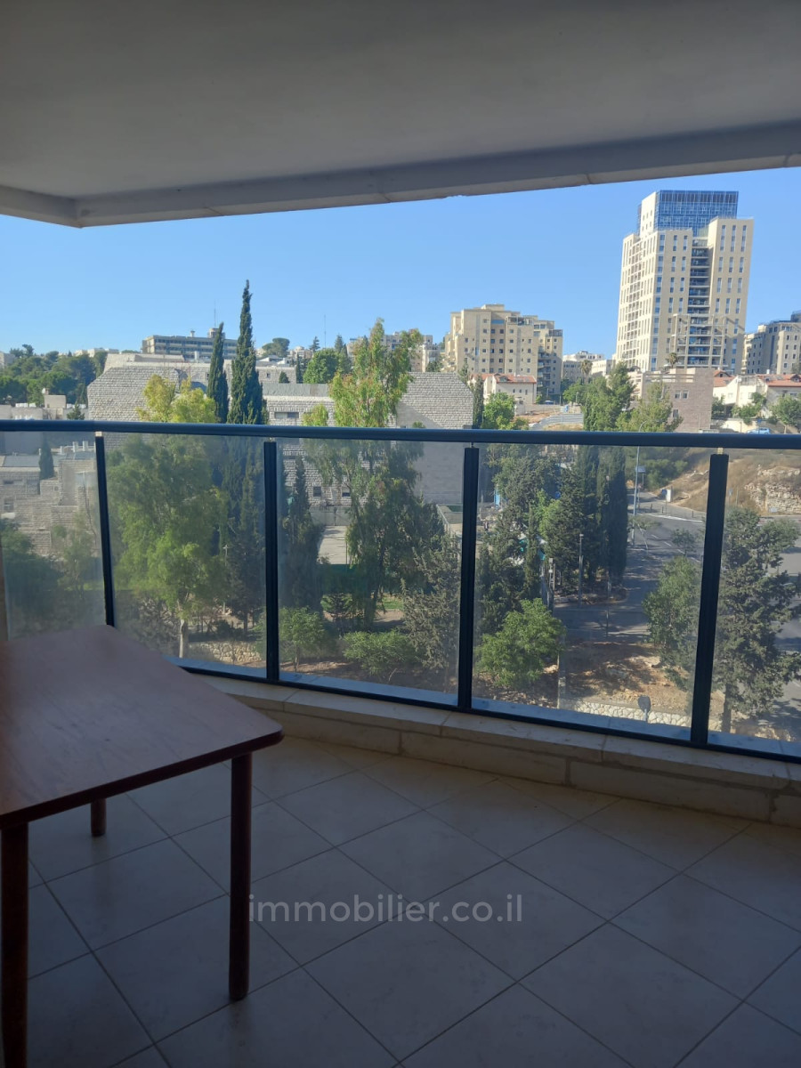 Apartamento 3.5 cômodos  Jerusalém Ramat Sharet 427-IBL-595