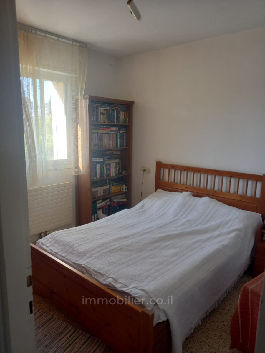 Apartamento 3.5 cômodos  Jerusalém Ramat Sharet 427-IBL-595