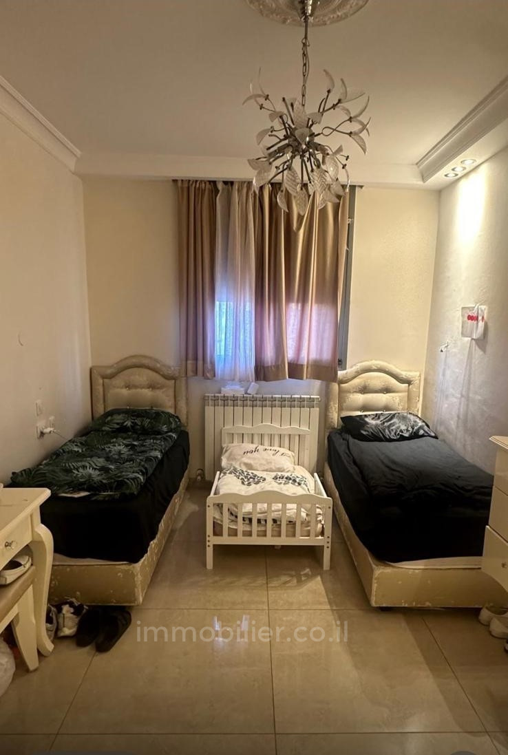 Apartamento 5 cômodos Jerusalém Givat Shaoul 427-IBL-660