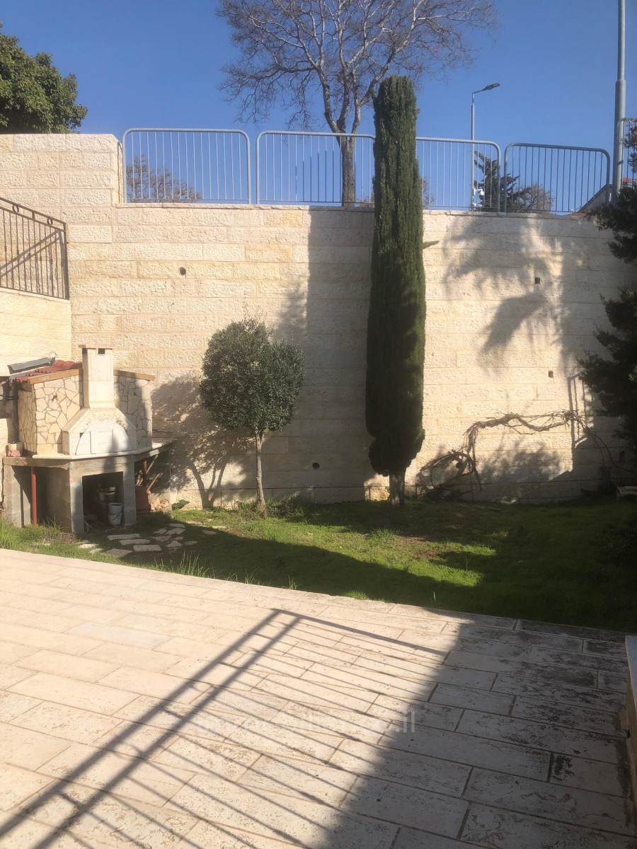 Casarão 10 cômodos Efrat Efrat 427-IBL-667