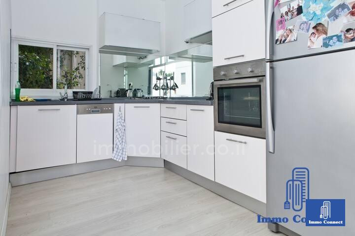 Apartamento 3 cômodos  Tel Aviv Ben-Yehuda 440-IBL-363