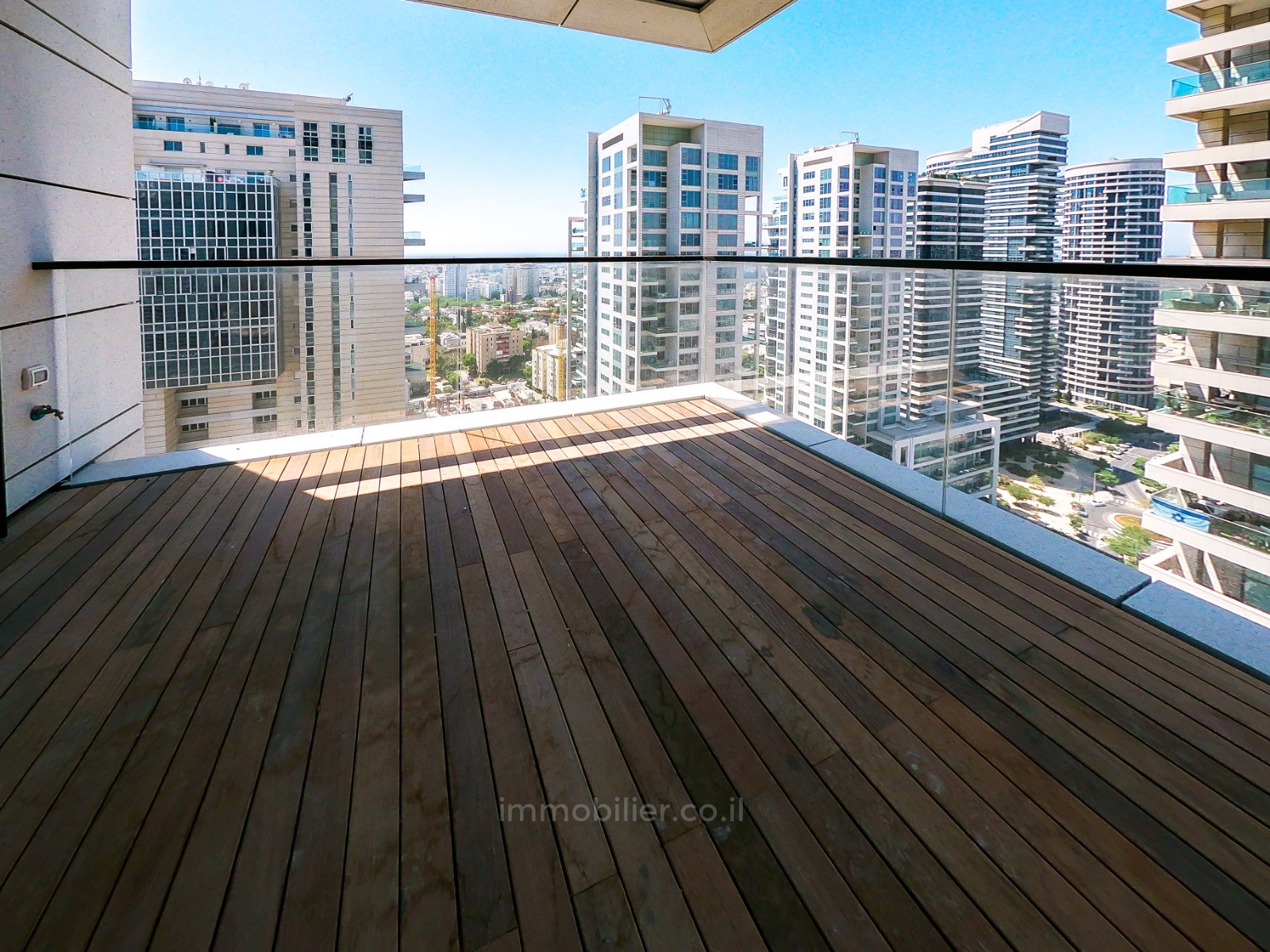 Apartamento 5 cômodos  Tel Aviv Park Tzameret 457-IBL-1111