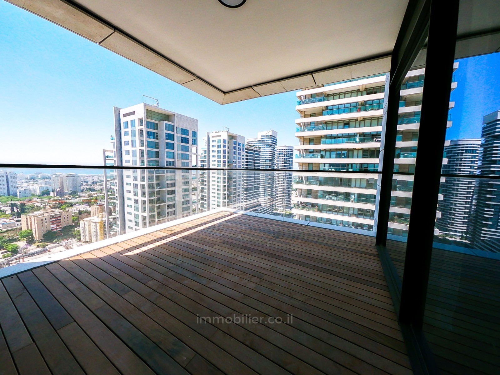 Apartamento 5 cômodos  Tel Aviv Park Tzameret 457-IBL-1111