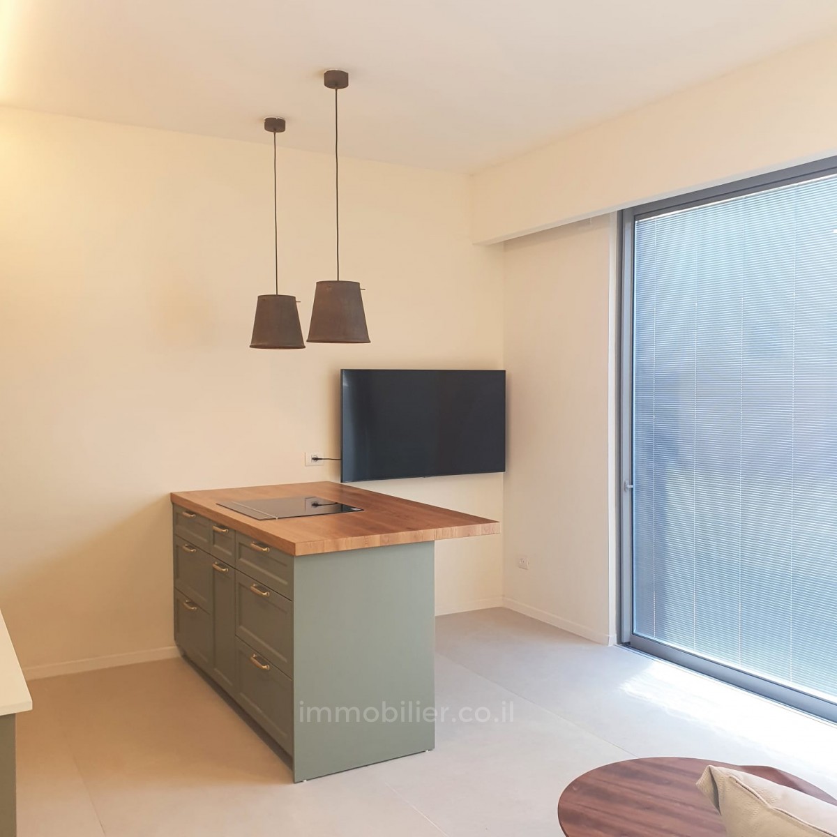 Apartamento 2 cômodos  Tel Aviv Kikar Hamedina 457-IBL-1123