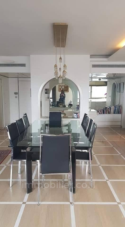 Apartamento 5.5 cômodos  Tel Aviv Centro da cidade 457-IBL-1147