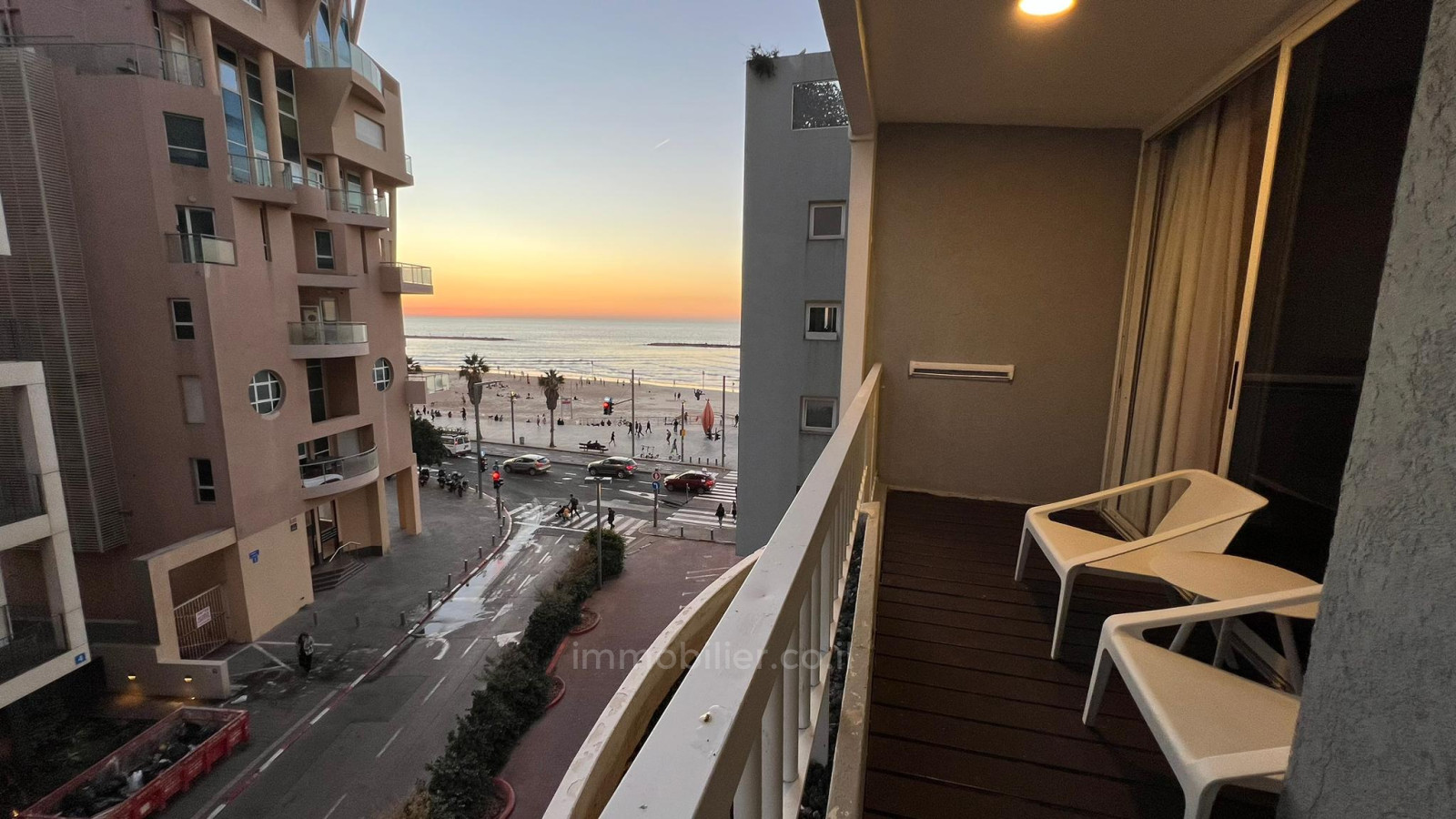 Apartamento 2 cômodos  Tel Aviv Primeira linha de mar 457-IBL-1159