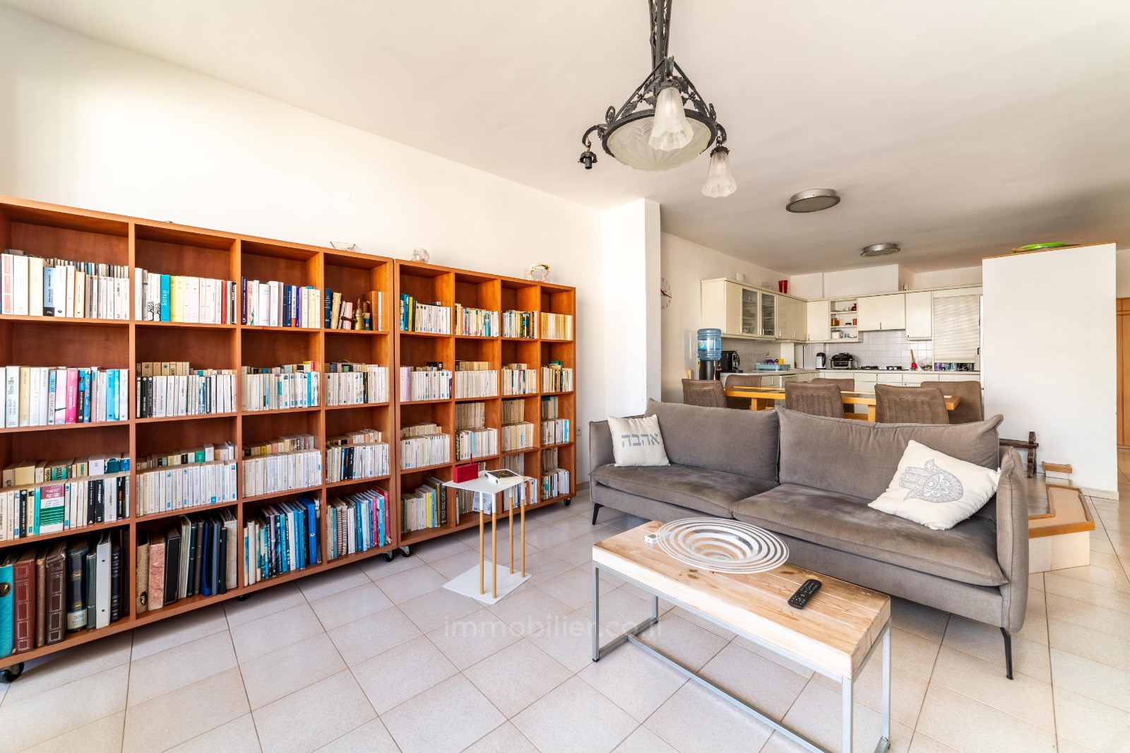 Apartamento 5 cômodos  Tel Aviv Bazel 457-IBL-1181