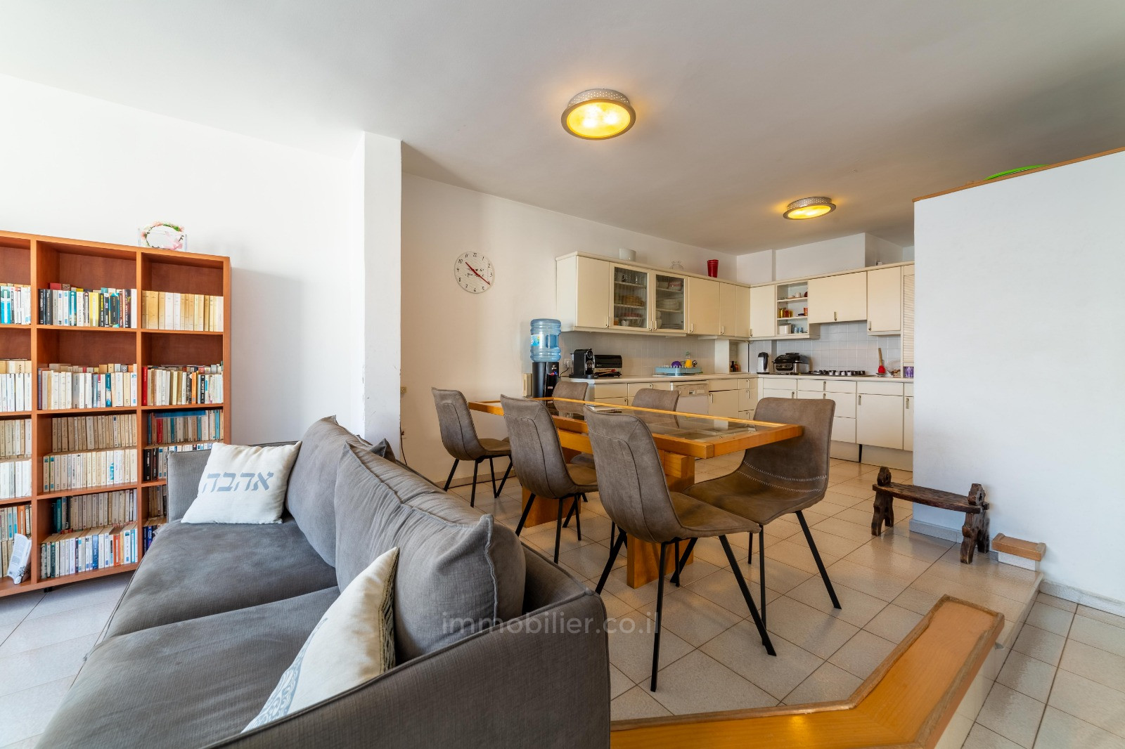 Apartamento 5 cômodos  Tel Aviv Bazel 457-IBL-1181