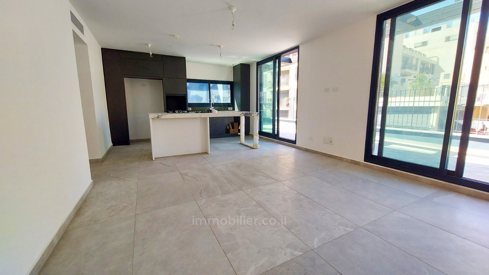 Duplex-Cobertura 3 cômodos  Tel Aviv Florentine 457-IBL-1210