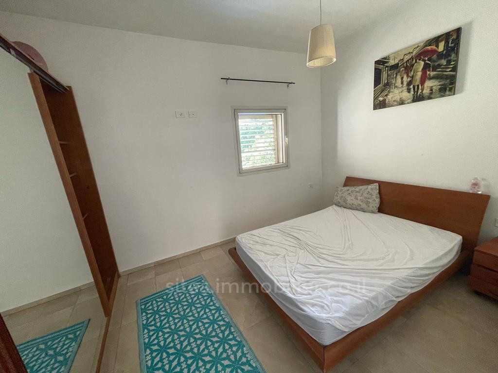 Apartamento 3 cômodos  Tel Aviv Dizengof 457-IBL-1211