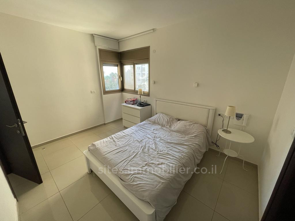 Apartamento 5 cômodos  Netanya Mar 457-IBL-1215