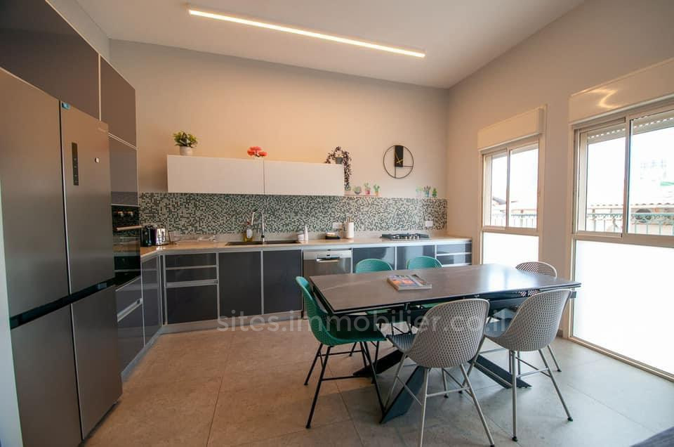 Duplex-Cobertura 4 cômodos  Tel Aviv Kerem Hatemanim 457-IBL-1240