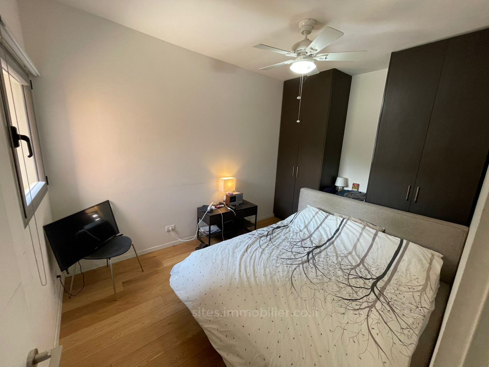 Apartamento 4 cômodos  Tel Aviv Levontin 457-IBL-1270