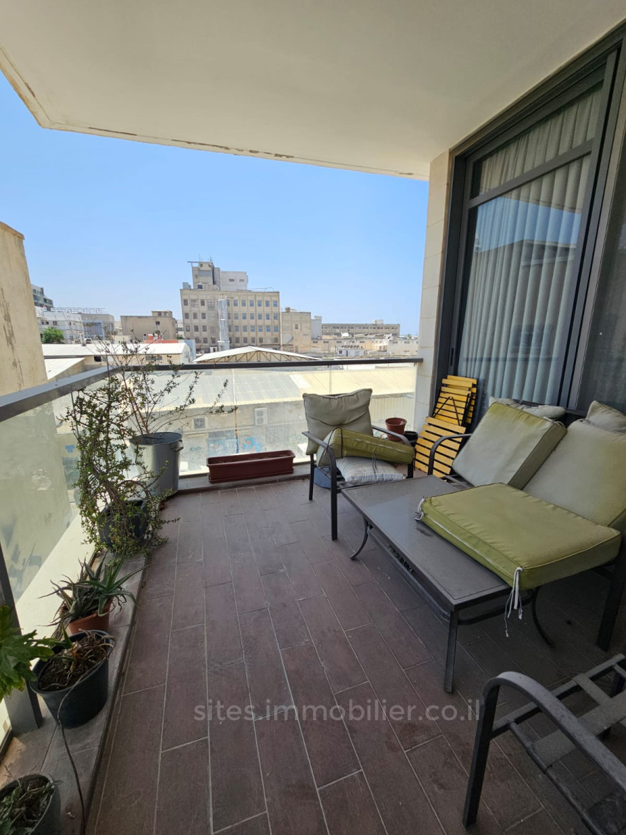 Apartamento 3 cômodos  Tel Aviv Florentine 457-IBL-1275