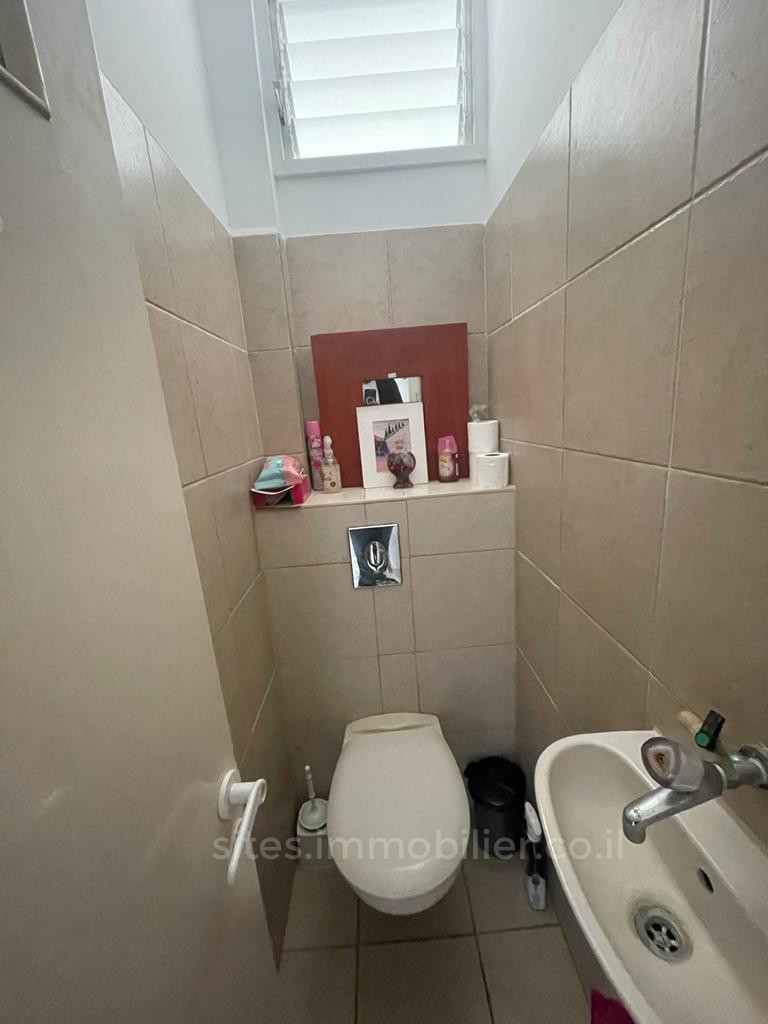 Apartamento 3 cômodos  Netanya Centro da cidade 457-IBL-1280