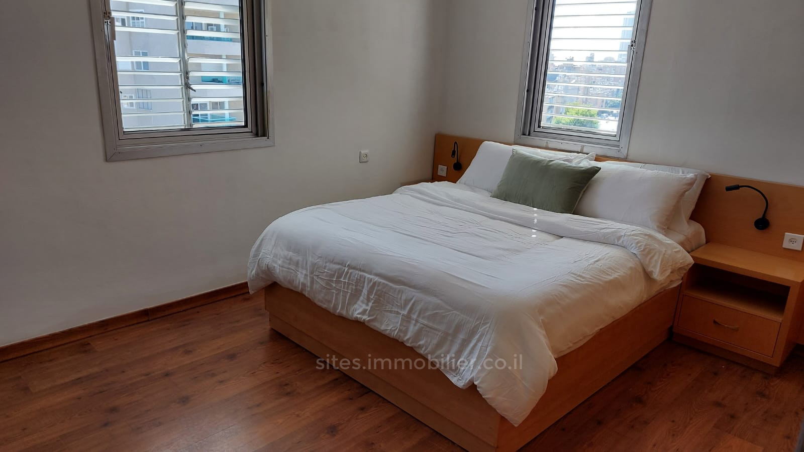 Apartamento 5 cômodos  Netanya Centro da cidade 457-IBL-1281