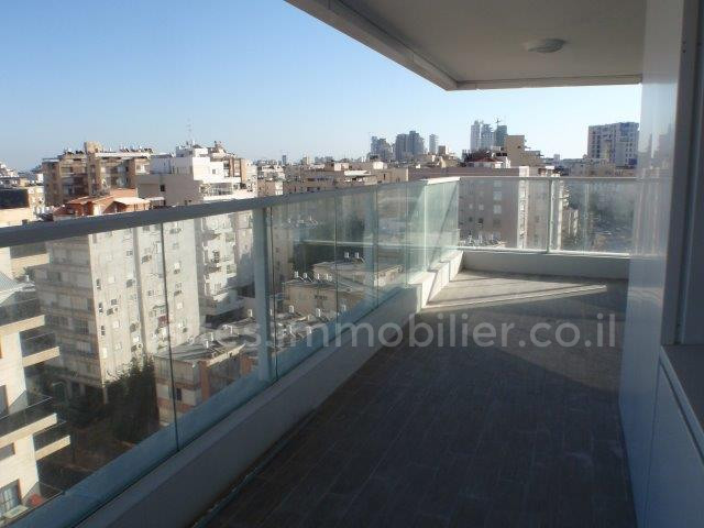 Apartamento 5 cômodos  Netanya Kikar 457-IBL-1282