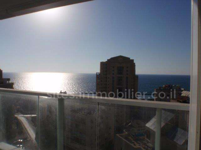 Apartamento 5 cômodos  Netanya Kikar 457-IBL-1282