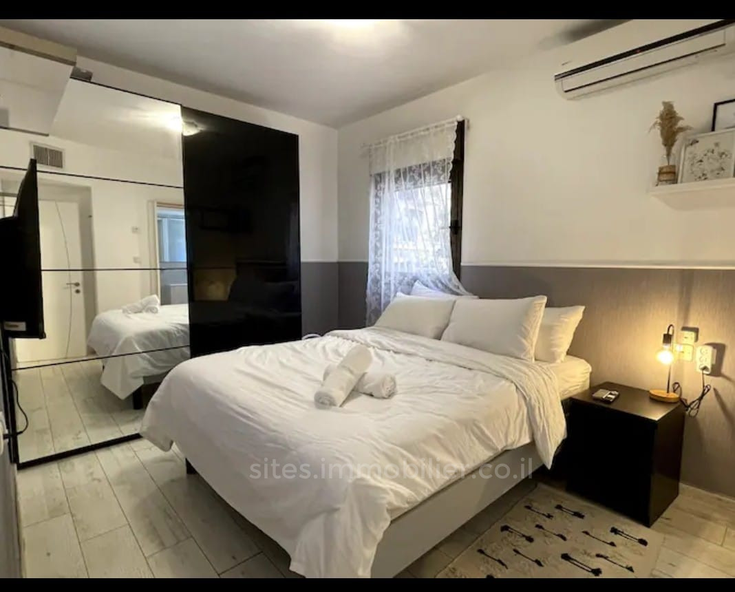 Apartamento 3 cômodos  Tel Aviv Primeira linha de mar 457-IBL-1294