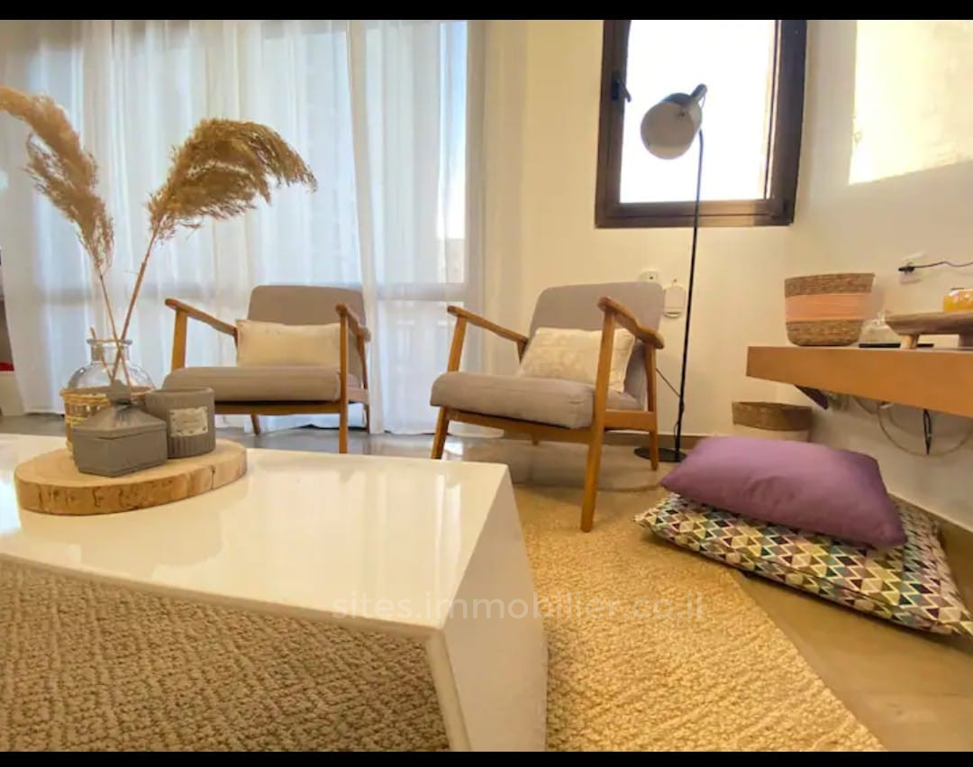 Apartamento 3 cômodos  Tel Aviv Primeira linha de mar 457-IBL-1294